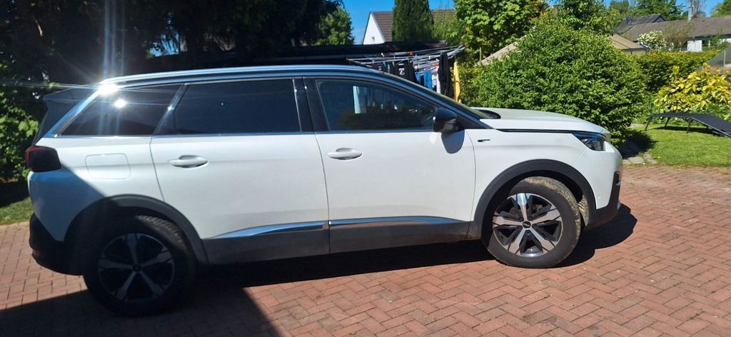 Peugeot 5008 110.000 km 21.000 € Simmerath 52152