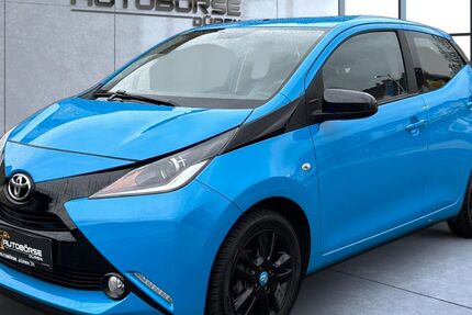 Toyota Aygo (X) 31.701 km 8.499 € Düren 52351