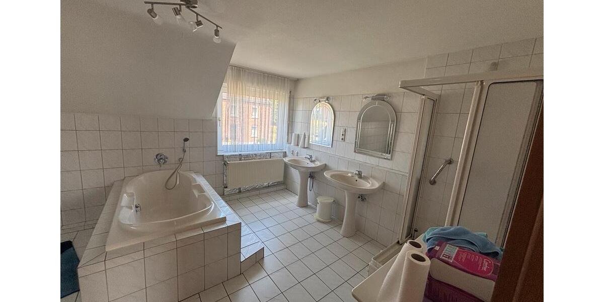 Einfamilienhaus Roetgen - 5 Zimmer, 168 m&sup2;, 549.000&euro; | Angebot:27113638
