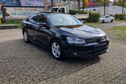 VW Jetta 196.500 km 3.350 € Baesweiler 52499