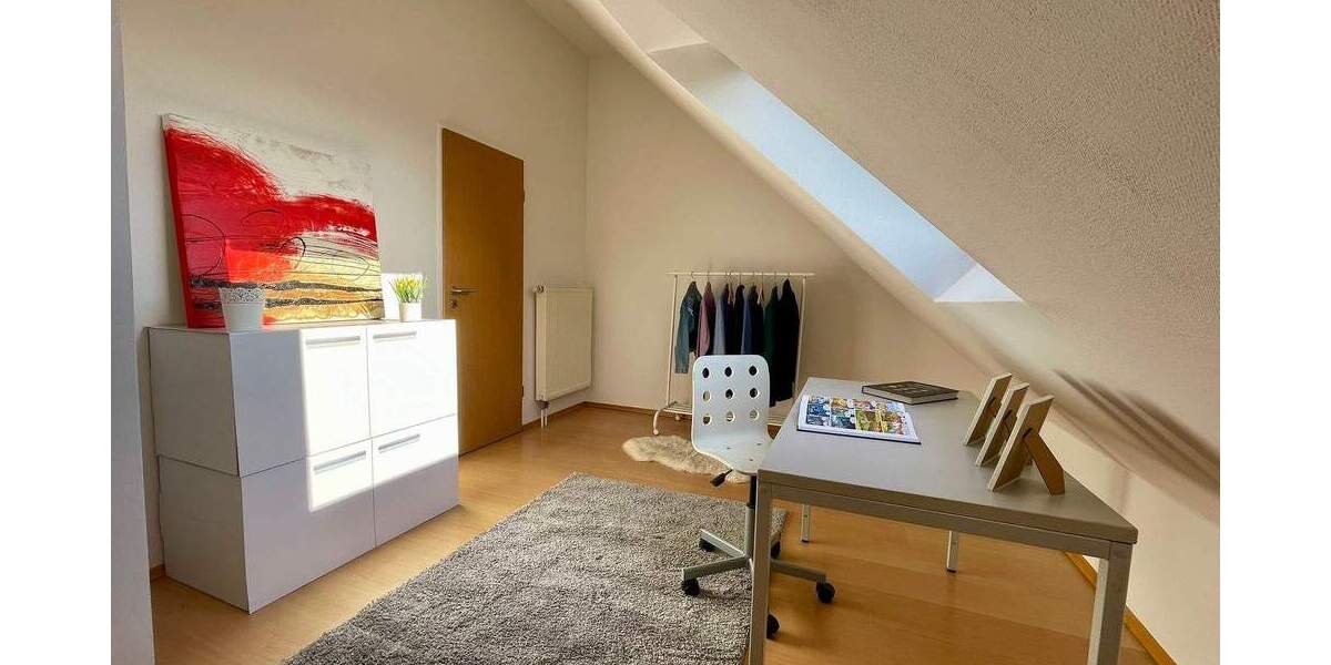 Etagenwohnung Alsdorf - 4 Zimmer, 123 m&sup2;, 299.000&euro; | Angebot:25674527