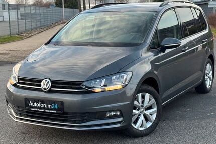 VW Touran 98.000 km 14.999 &euro; Jülich 52428