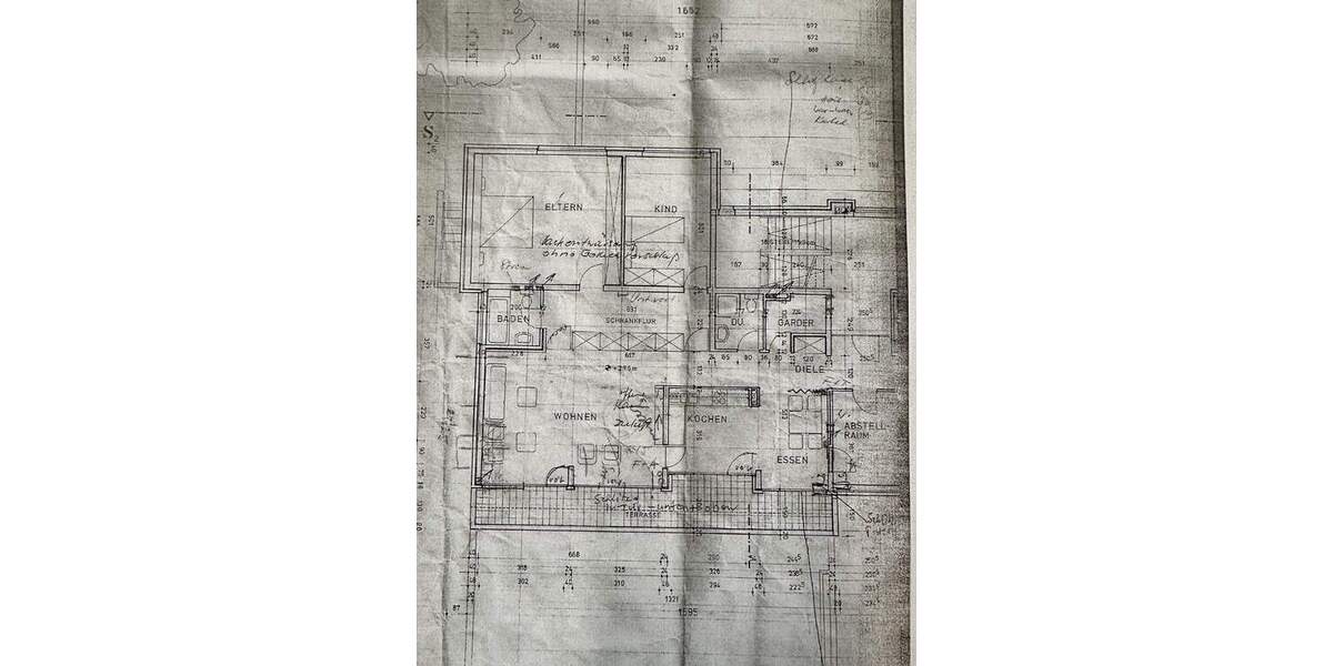 Schickes, modernes 2-Familienhaus mit drei Garagen in 52382 Niederzier 8 zimmer