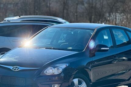 Hyundai i30 120.000 km 4.000 &euro; Langerwehe 52379