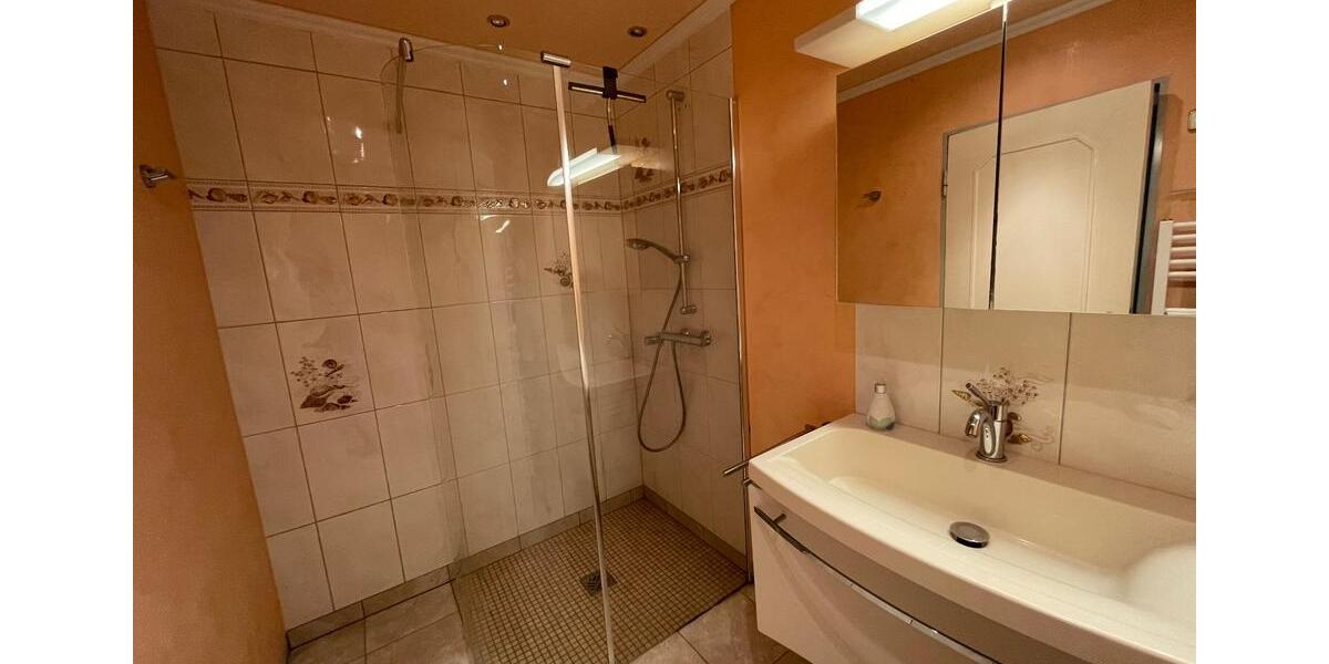 Hochparterre Jülich - 3 Zimmer, 93 m&sup2;, 185.000&euro; | Angebot:27161527
