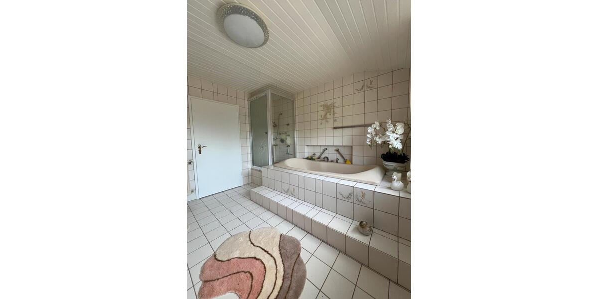 Einfamilienhaus Düren Mariaweiler-Hoven - 8 Zimmer, 160 m&sup2;, 800.000&euro; | Angebot:27264689