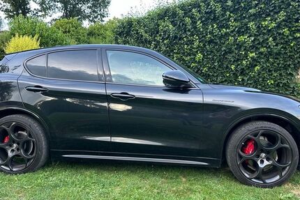 Alfa Romeo Stelvio 41.500 km 34.999 &euro; Würselen 52146