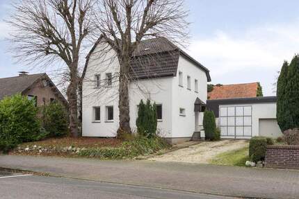 Stadthaus mit Charme, Potenzial und zentraler Lage in Geilenkirchen! 6 zimmer