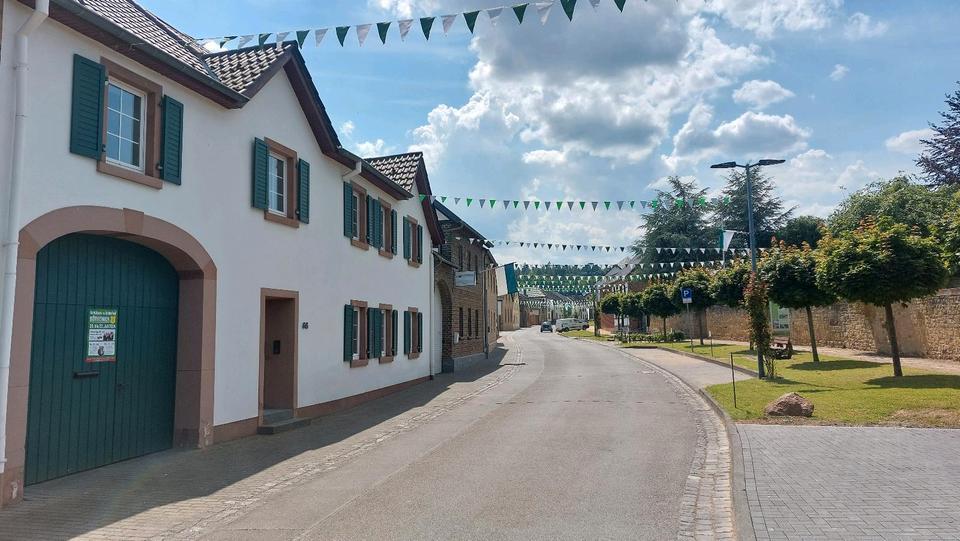 HAUS zu vermieten in ZÜLPICH - BÜRVENICH