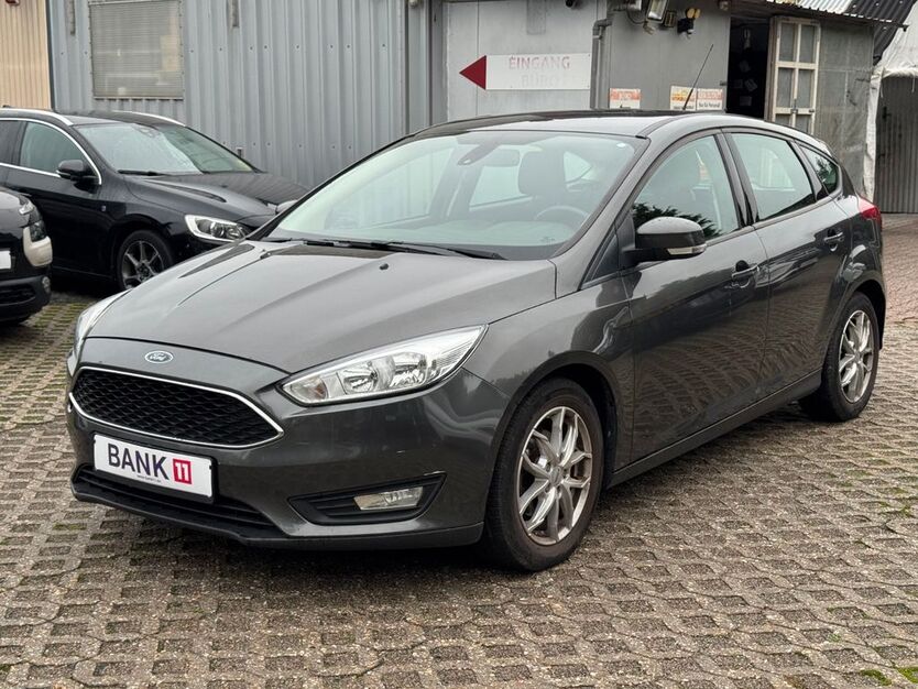 Ford Focus 181.867 km 4.500 € Würselen 52146