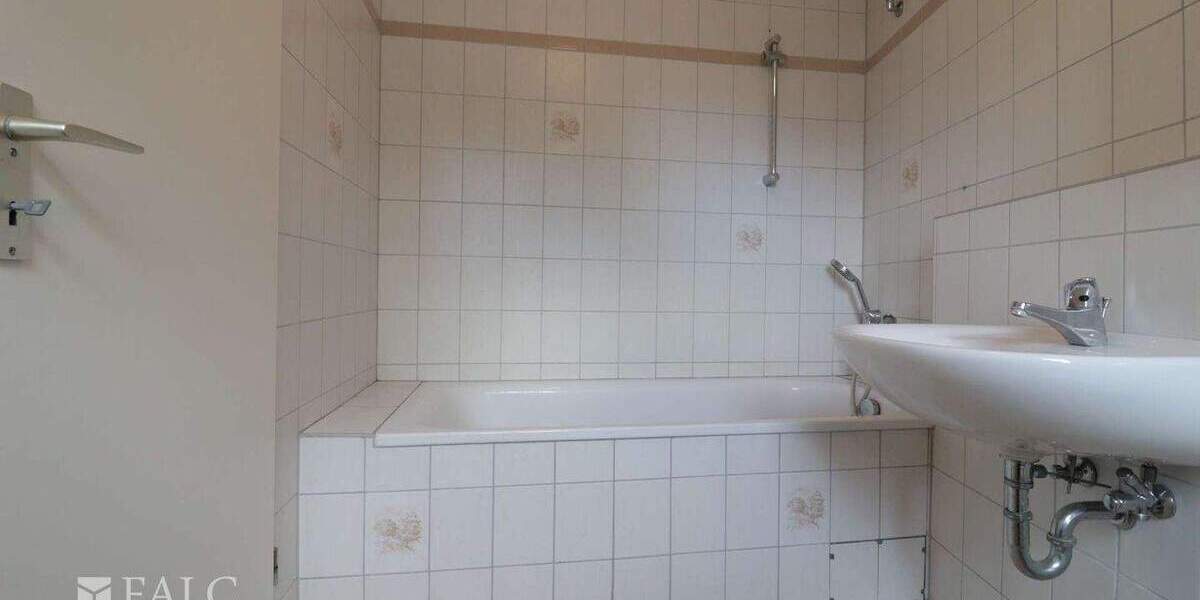 Etagenwohnung Stolberg (Rheinland) Stolberg - 2 Zimmer, 53 m&sup2;, 425&euro; | Angebot:25775518