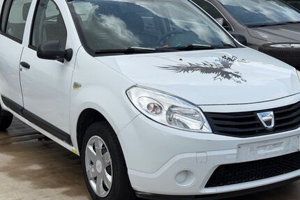Dacia Sandero 307.000 km 950 &euro; Düren 52353
