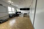 Moderner Gewerbepark mit über 11.000 m² Büro-, Lager- und Produktionsfläche zimmer