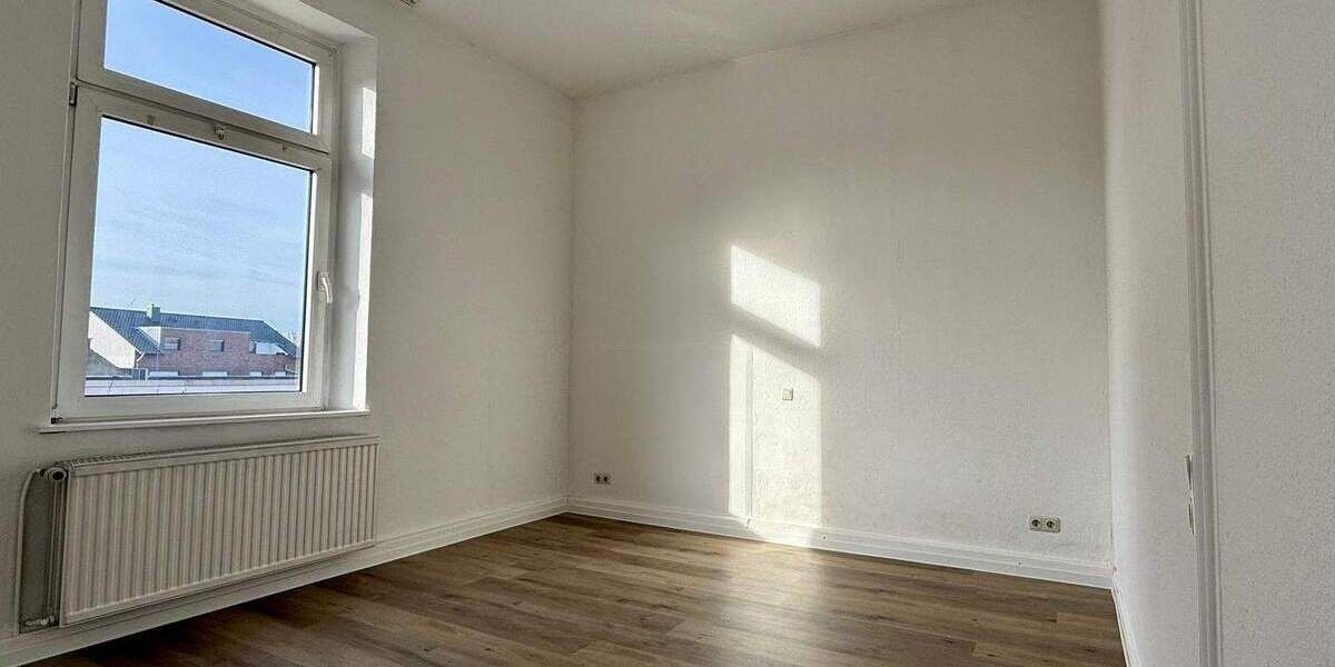 Etagenwohnung Linnich - 3 Zimmer, 81 m&sup2;, 700&euro; | Angebot:25800322