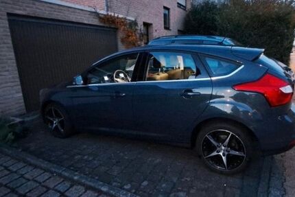 Ford Focus 104.000 km 9.000 € Inden 52459