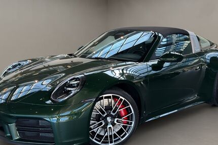 Porsche 992 4.105 km 192.500 &euro; Aachen 52068