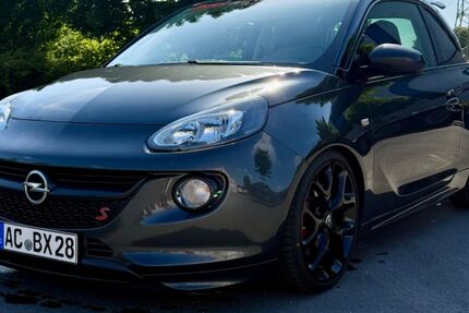 Opel Adam 99.000 km 12.850 &euro; Aachen 52078