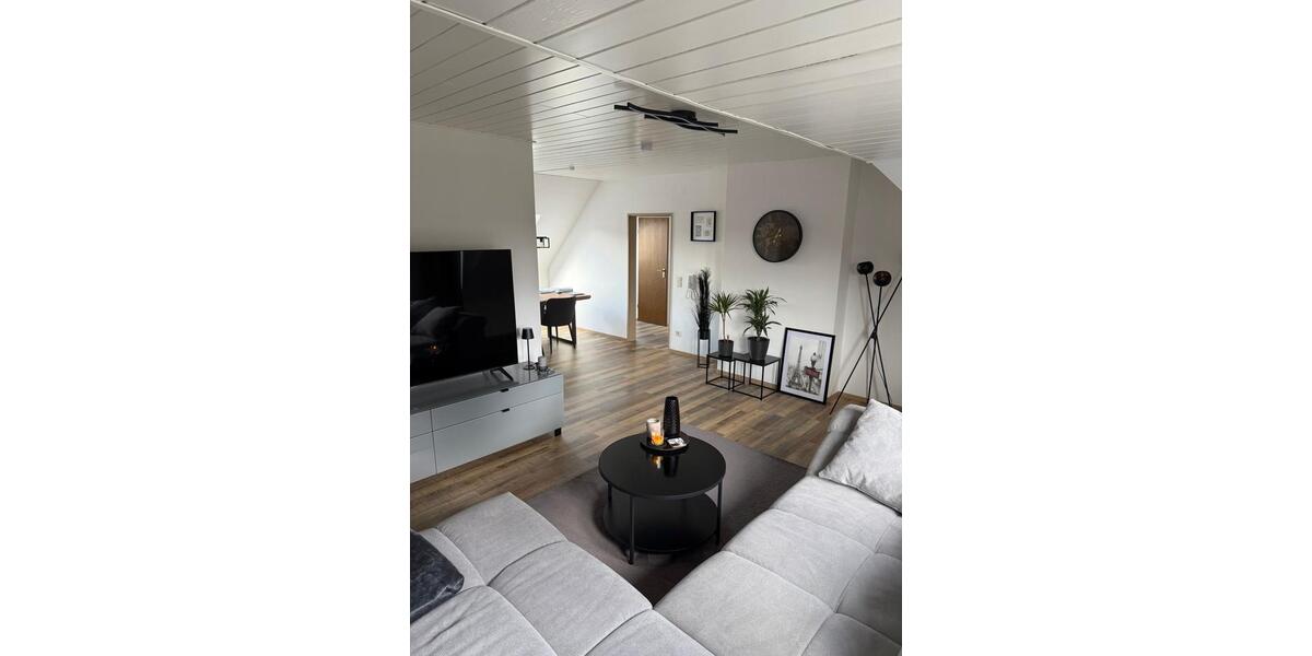 Dachgeschoßwohnung Baesweiler - 2 Zimmer, 70 m&sup2;, 740&euro; | Angebot:25723656