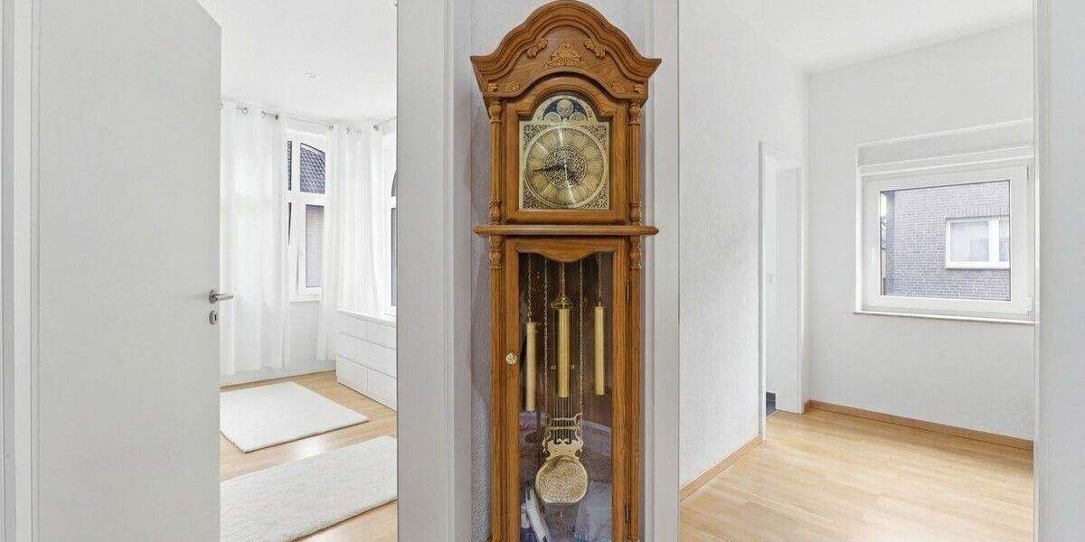 Einfamilienhaus Alsdorf - 8 Zimmer, 230 m&sup2;, 399.000&euro; | Angebot:25770120