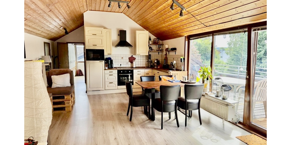 Roetgen – Zuhause über den Dächern der Eifel - Dachgeschoßwohnung Roetgen | Angebot:26784139