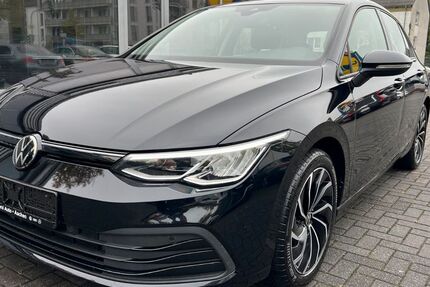 VW Golf 87.350 km 22.800 € Aachen 52078