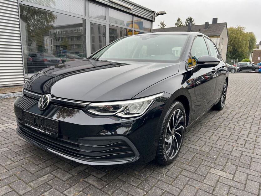 VW Golf 87.350 km 22.800 € Aachen 52078