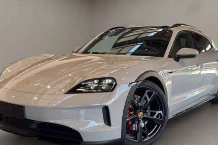 Porsche Taycan 8.000 km 127.400 € Aachen 52068