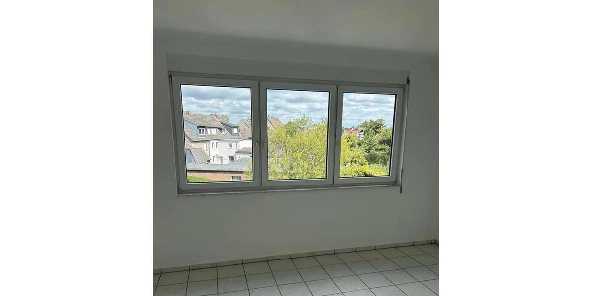 Dachgeschoßwohnung Stolberg (Rhld.) Büsbach - 1.5 Zimmer, 58 m&sup2;, 760&euro; | Angebot:25710776