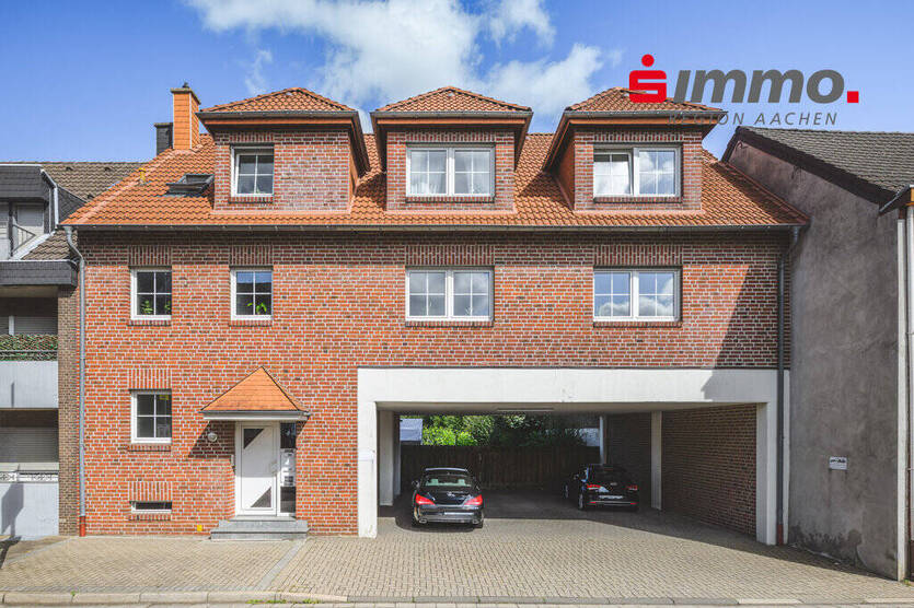 Überaus gepflegtes Zweifamilienhaus mit Apartment und tollem Grundstück 6 zimmer