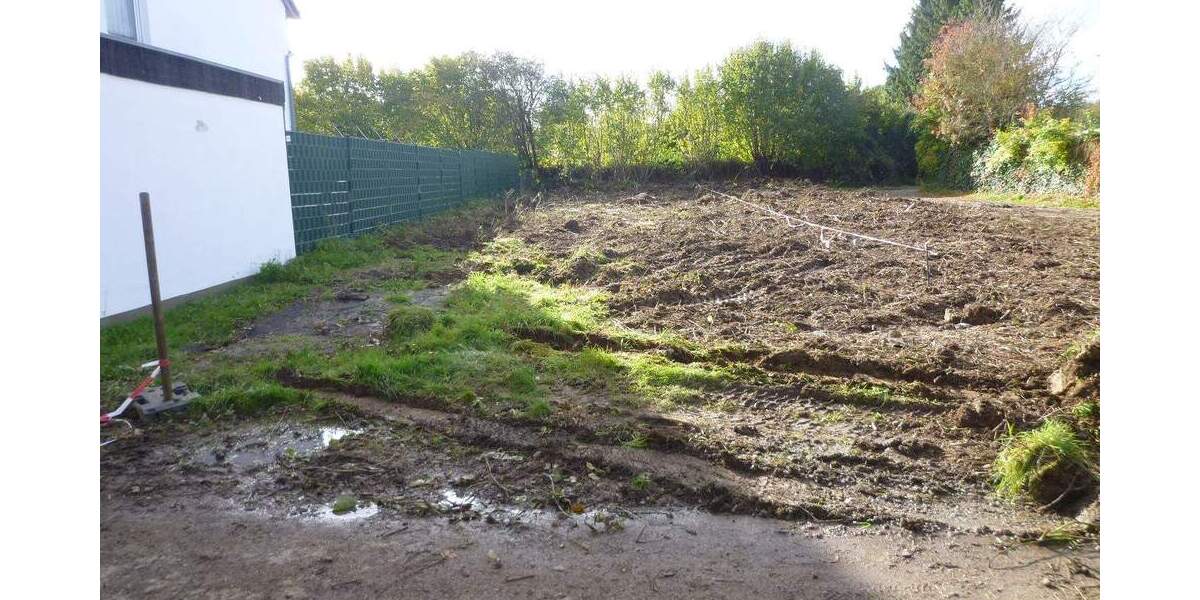 Baugrundstücke in Südlage in guter Wohnlage. Bebaubar mit Einfamilienhäusern, Eins bereits VERKAUFT zimmer