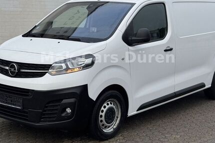 Opel Vivaro 153.000 km 14.900 € Düren 52353