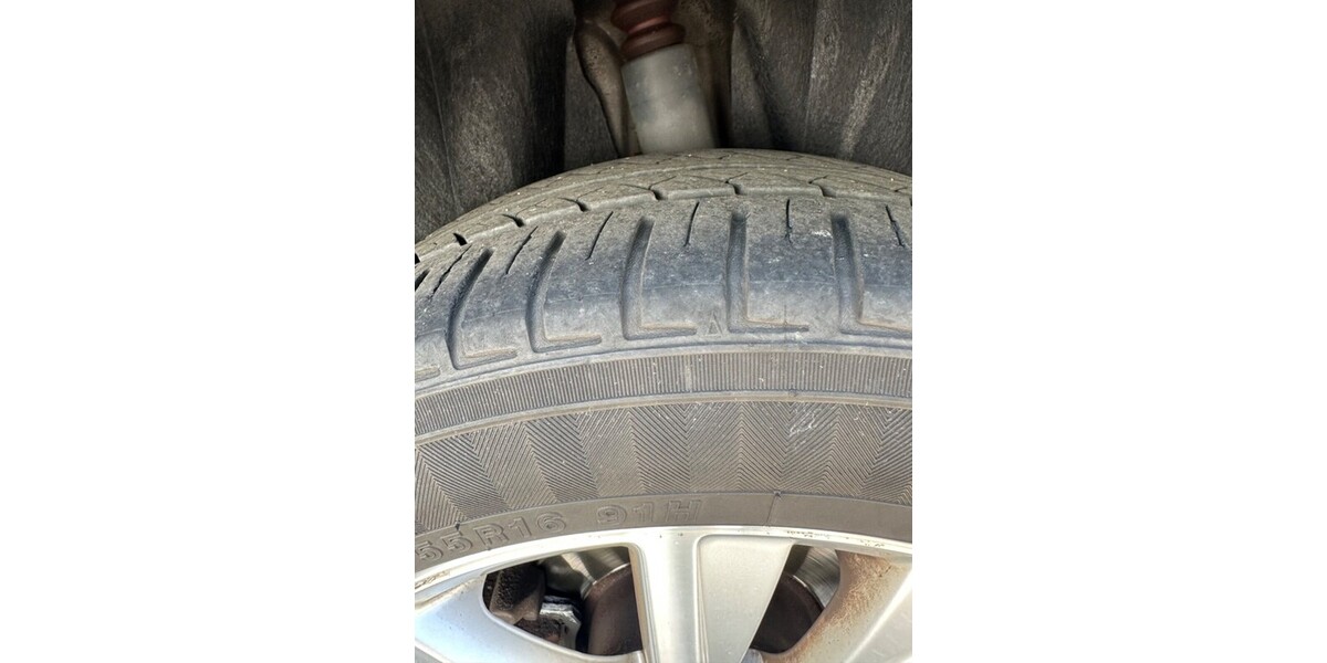 VW Golf V 199.999 km 7.000 € Düren 52349