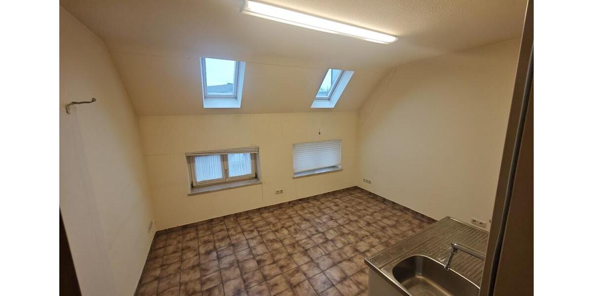 Etagenwohnung Aachen Aachen-Mitte - 3 Zimmer, 85 m&sup2;, 1.090&euro; | Angebot:25127485