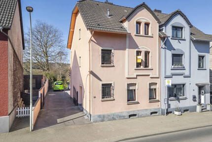 *** WEDOW *** Zweifamilienhaus in Eschweiler - Hastenrath