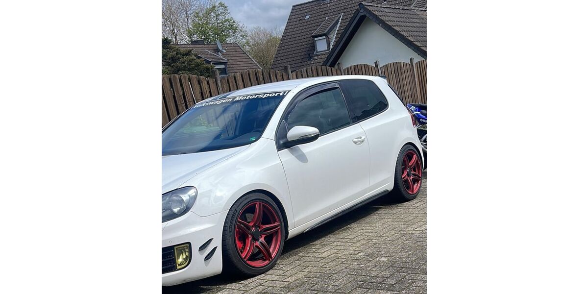 VW Golf 203.000 km 8.500 &euro; Übach-palenberg 52531