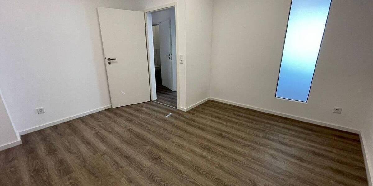 Gewerbeobjekt Aachen Eilendorf - 5 Zimmer, 98 m&sup2;, 1.200&euro; | Angebot:26417597