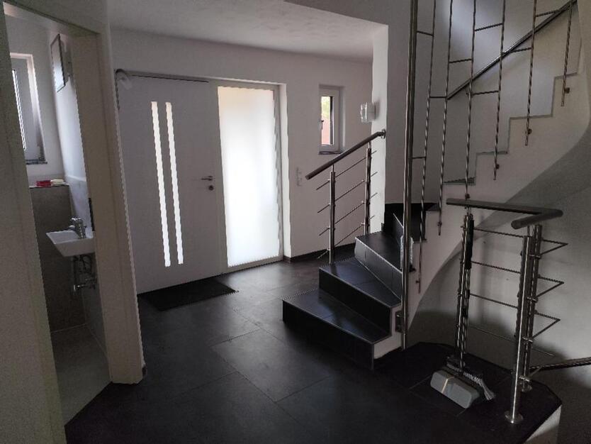 Wohnhaus von Privat mit Büro Praxis in Düren - Lendersdorf