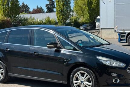 Ford S-Max 183.369 km 9.990 &euro; Alsdorf 52477