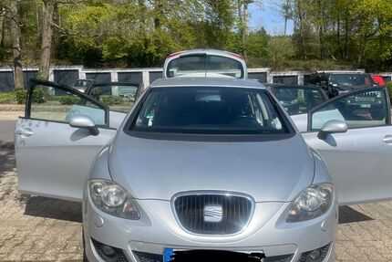 Seat Leon 177.605 km 2.850 &euro; Aachen 52074