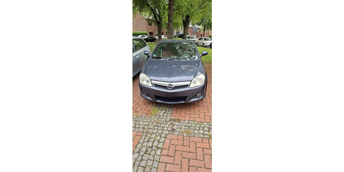 Opel Tigra 156.000 km 2.500 &euro; Geilenkirchen 52511