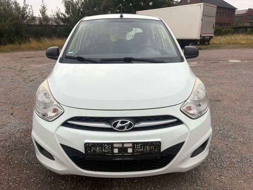 i10
