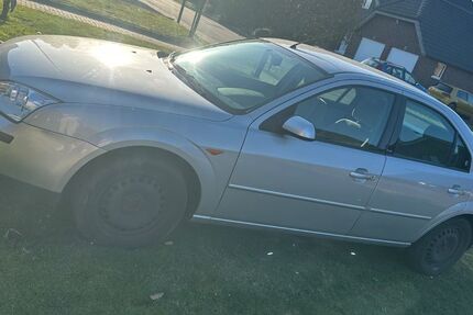 Ford Mondeo 133.000 km 2.500 &euro; Selfkant 52538