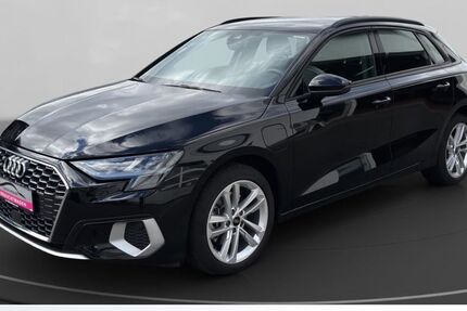 Audi A3 27.994 km 25.980 € Aachen 52068