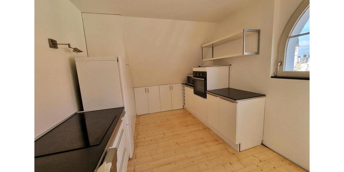 Dachgeschoßwohnung Aachen Aachen-Mitte - 3 Zimmer, 110 m&sup2;, 299.000&euro; | Angebot:25713588