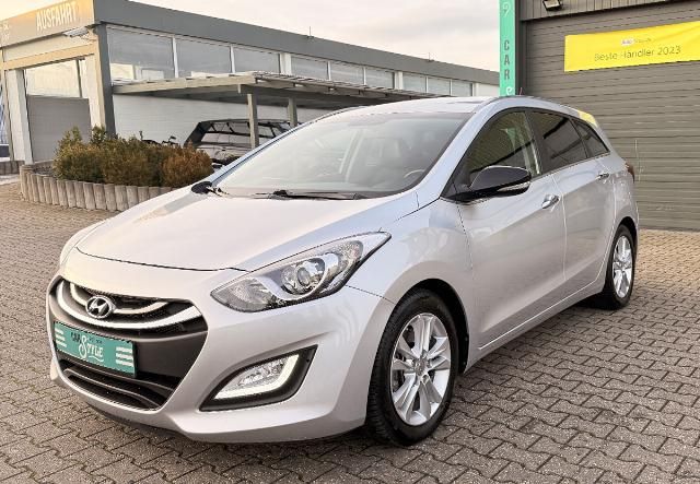 Hyundai i30 92.860 km 8.970 &euro; Niederzier 52382