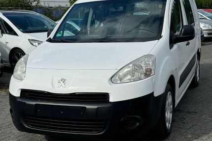 Peugeot Partner 195.000 km 4.800 € Aachen 52070