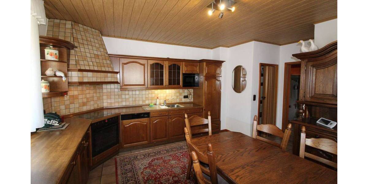 Mehrfamilienhaus, Wohnhaus Geilenkirchen Lindern - 6 Zimmer, 124 m&sup2;, 229.000&euro; | Angebot:25728232