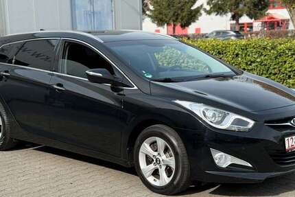 Hyundai i40 145.186 km 8.300 &euro; Alsdorf - Aachen 52477