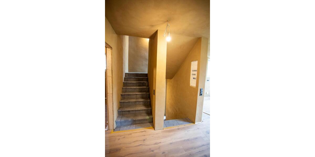 Traumhaus in Vicht, Erstbezug, 5 Zimmer Büro Apartment 5 zimmer