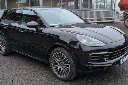 Porsche Cayenne 8.460 km 101.150 € Alsdorf 52477